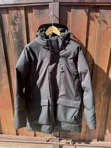 NWOT Vollebak Waterfallproof Parka Jacket Men’s Size Large Black - product listing photo