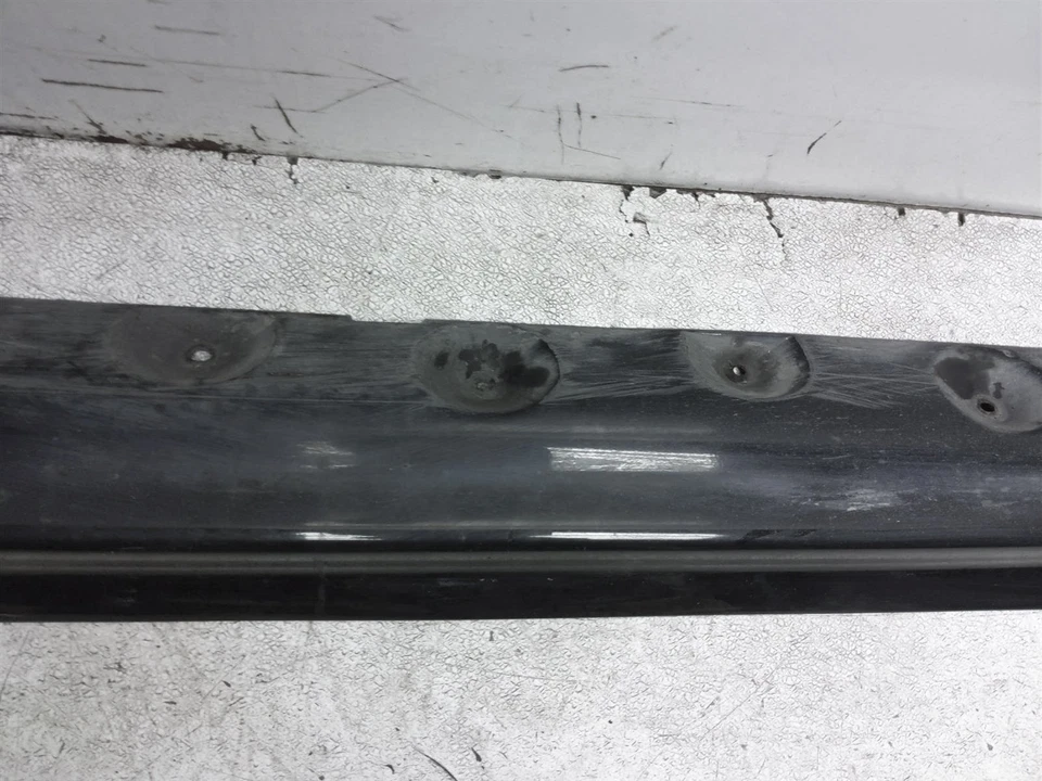 Moldura basculante faldón lateral izquierdo bmw 330ci 2001-2006 51-71-8-226-121 negro 2 puertas Foto 3 de 4