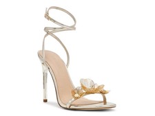 Woman's Dress Sandals Steve Madden Sheila Sandal