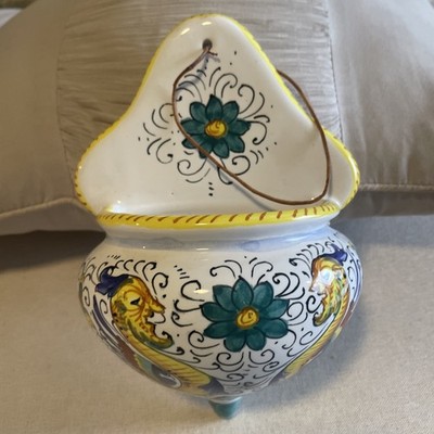 Beautiful Ceramiche D'arte Handmade Wall Vase Pocket DERUTTA ITALY Dragons Boho