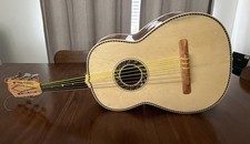 Guitarron