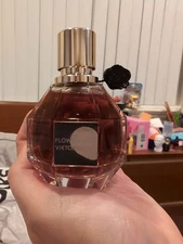 Victor & Rolf Flower Bomb 1.7oz. Women Eau De Parfum