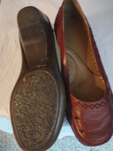 Decolte basse Easy Spirit marrone taglia 8 - Foto 10 di 15
