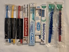 Lot Of 9 Vintage Toothbrushes NOS, 3 Sensodyne 2 Oral-B 1 Lactona 2 Reach READ