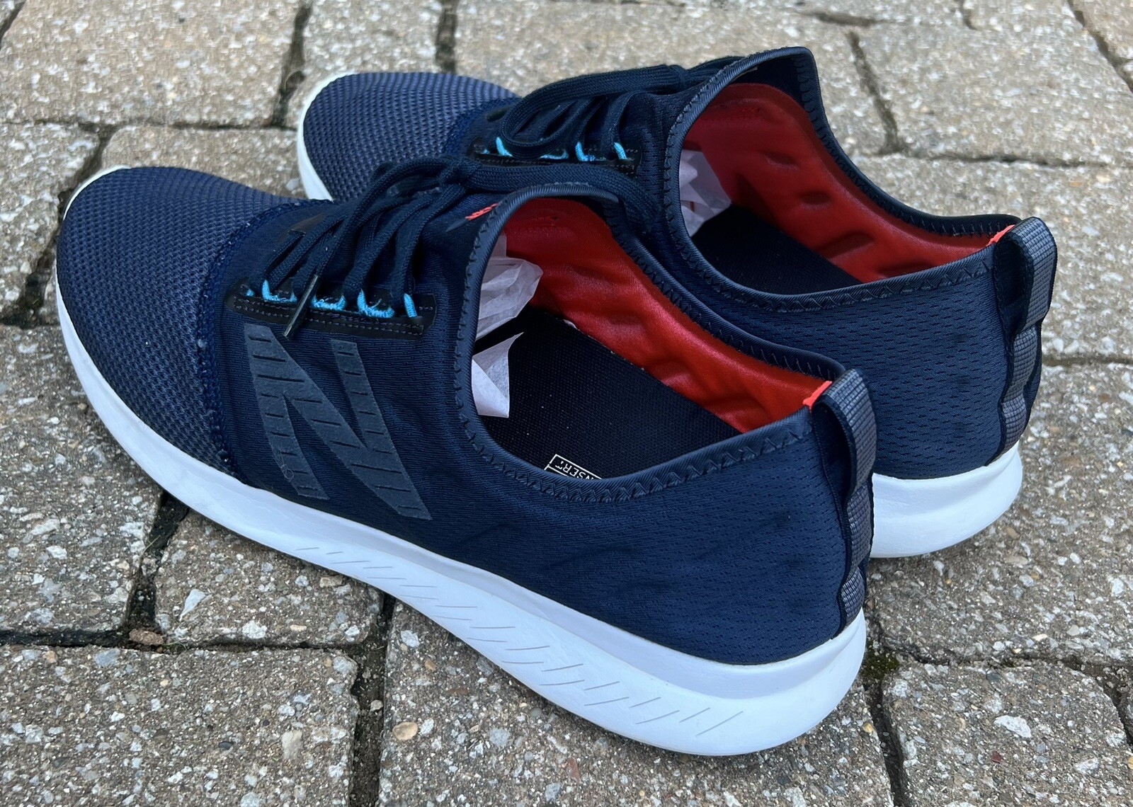 Mens New Balance Size 13 D FuelCore Coast Lightweight Blue White Running Shoes thumbnail 6