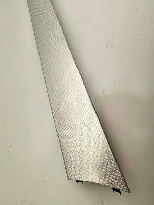 2009-2016 AUDI A4 B8 FRONT RIGHT DOOR PANEL TRIM FISH SCALE OEM