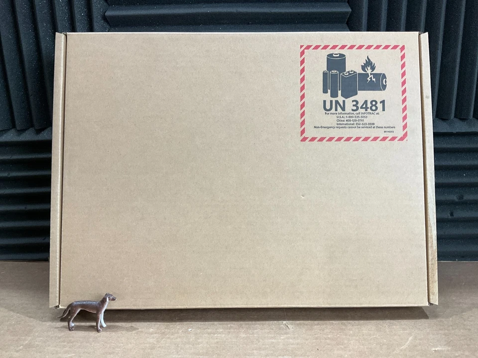 Microsoft Surface Laptop 4 i7-1185G7 8GB 512GB 15T W11P Platinum LHI-00002 - Image 2 of 4