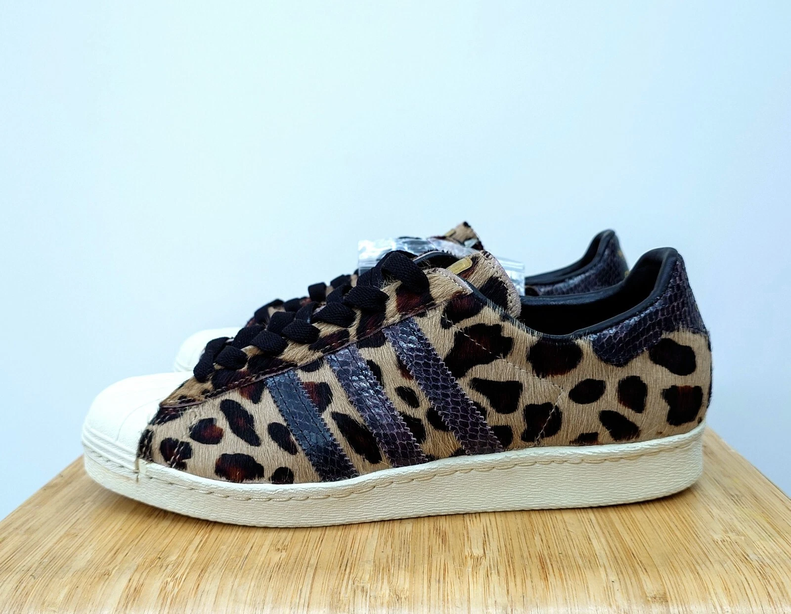 DS 2011 Adidas SS 80s Kine Superstar taille 9,5 G62131 Giraffe Animal Supreme 