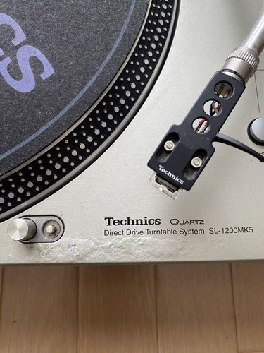Technics SL-1200MK5 Silver Turntable Direct Drive DJ player with dust cover - Picture 3 of 5