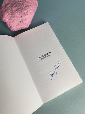 SIGNED I AM SNAMUH: MY JOURNEY WITH AUTISM AND THE POWER IT GAVE By Laura Nadine