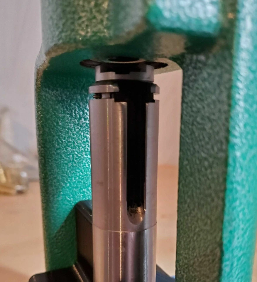 RCBS Rock Chucker Supreme und RC IV Primer Catcher mit Schlauch *GRÜN* - Bild 3 von 4