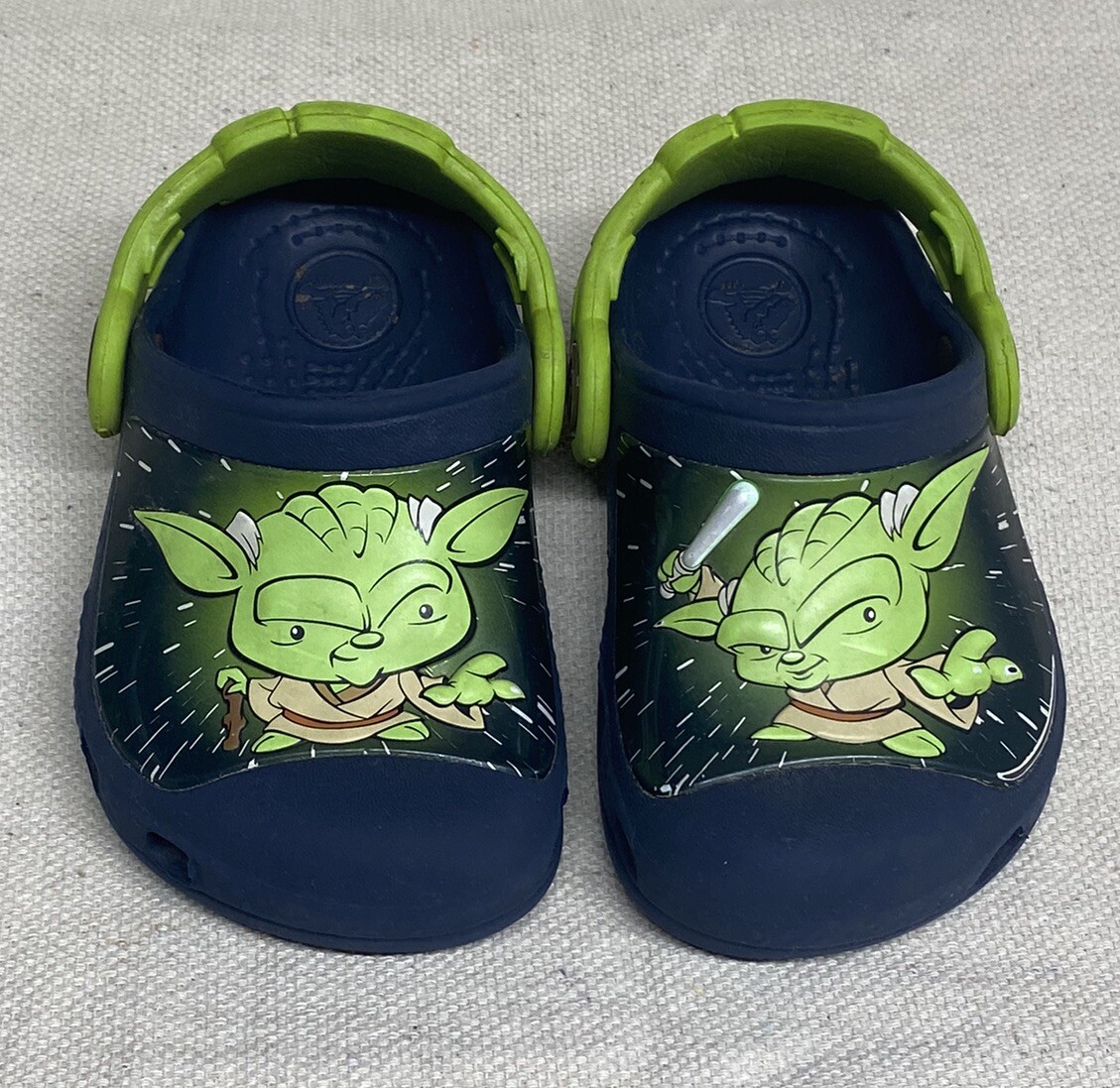 Crocs Star Wars Baby Yoda Unisex Kids Shoes Size C Boys Girl Navy Blue  Green