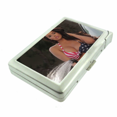 Brooklyn Pin Up Girls D10 100's Size Cigarette Case with Built in Lighter