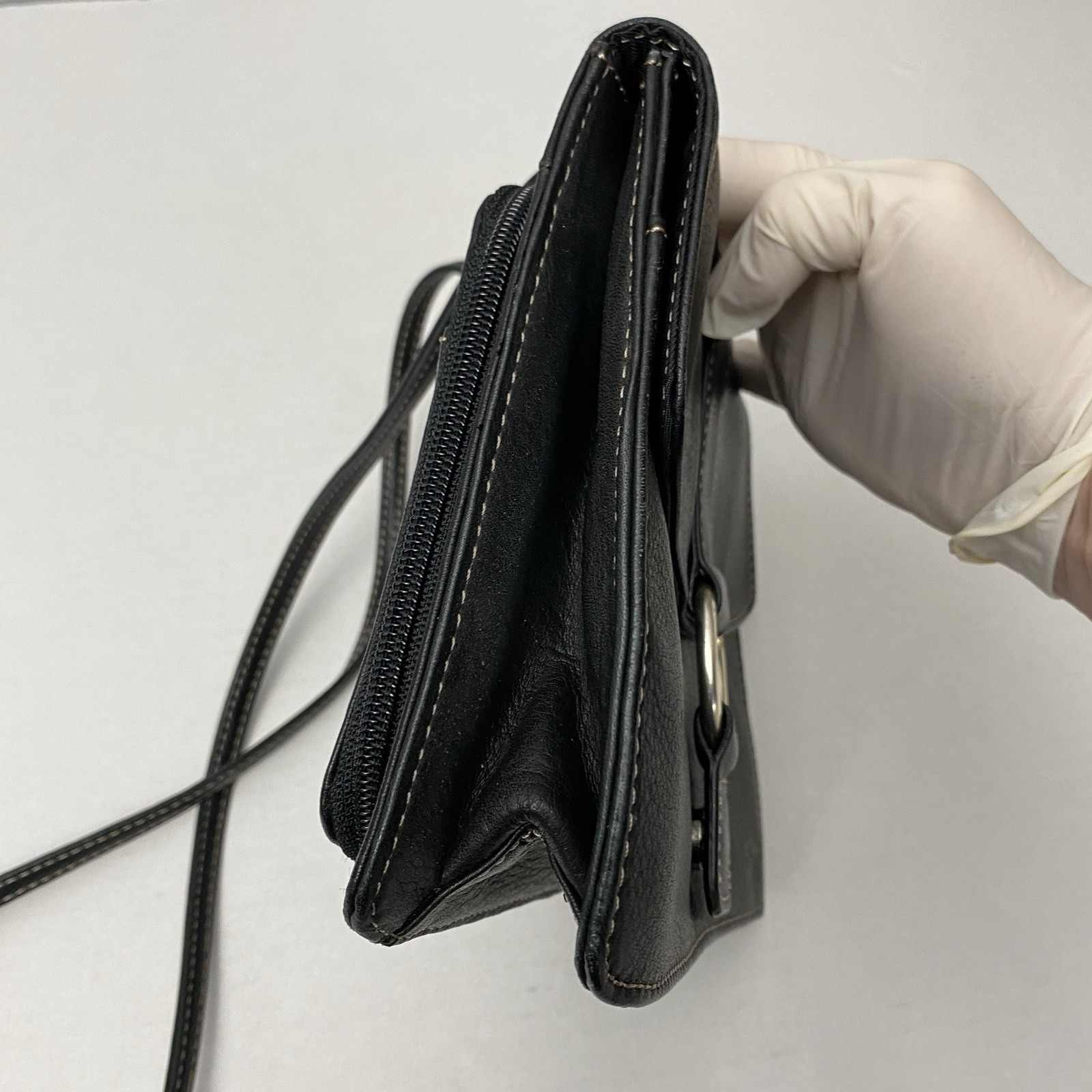 Fossil Black Leather Crossbody Shoulder Bag Traveler Organizer Purse 90’s thumbnail 6