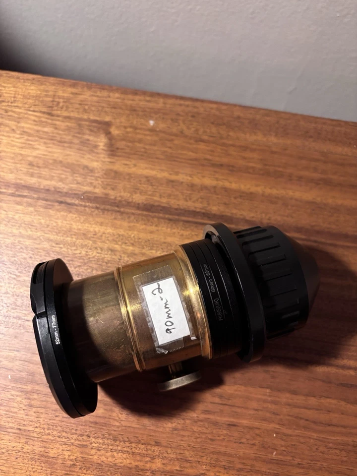Lente Pathe Petzval 90 mm en montura PL Foto 2 de 4