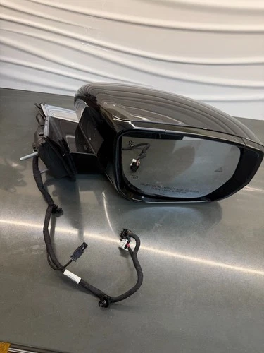 2021-2024 Jeep Grand Cherokee RH Mirror Side View w/ Camera OEM (PARTIAL REPAIR)