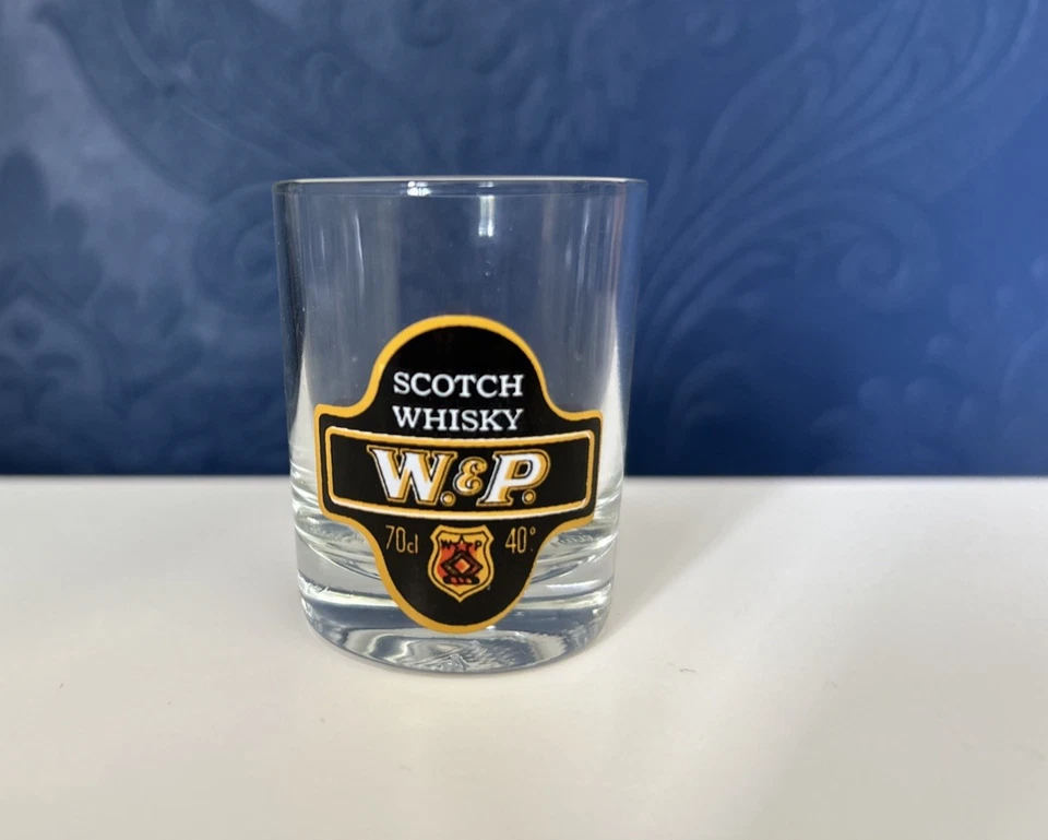 Vintage Whisky Shot Glasses 8 Haig, JB, Black & White, Long John, Grants & W&P - Image 4 of 4