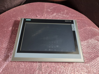 SIEMENS SIMATIC TP1500 6AV2124 0QC02 0AX2 Comfort Panel 6AV2 124 0QC02 0AX2
