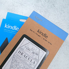 Amazon Kindle 11th Generation Official Case Bundle