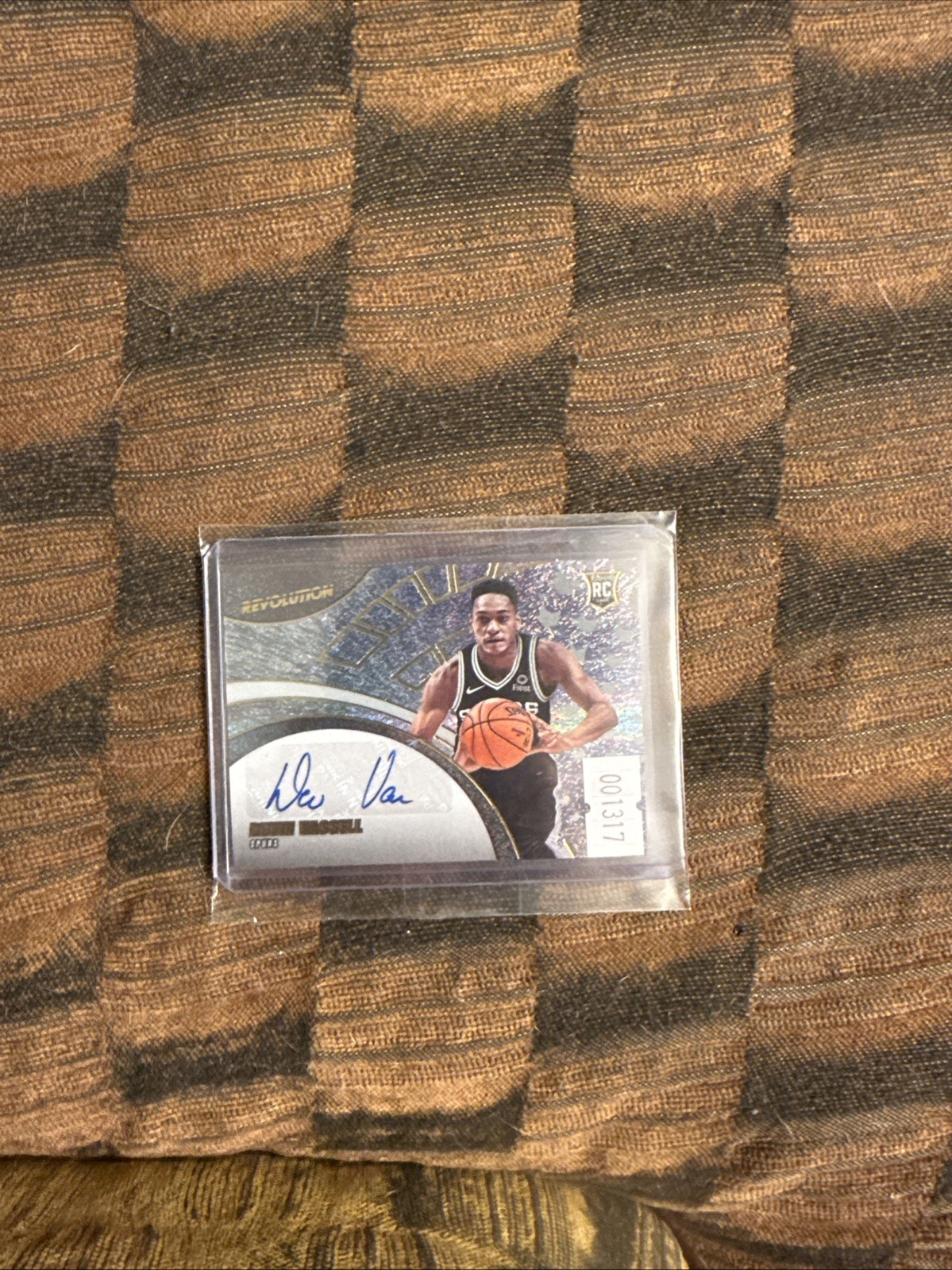 2020-21 Panini Revolution - Rookie Autographs Devin Vassell #RA-DV (AU, RC)