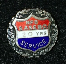 Cold War US Naval Base NPD Sasebo Japan 20 Years Service 'Silver' Lapel Pin VG+ 