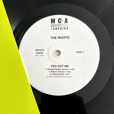 The Roots Featuring Erykah Badu - You Got Me / 12