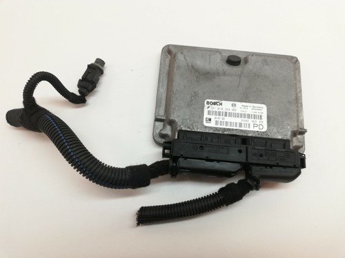 Opel Zafira A 2,2  -  Motorsteuergerät Steuergerät   24417169  0281010268  (01)