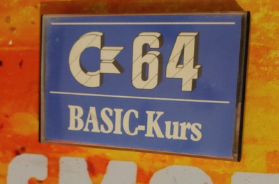 BASIC-Kurs Commodore 64 Cassette (Tape + Box) working condition 8-bit classic