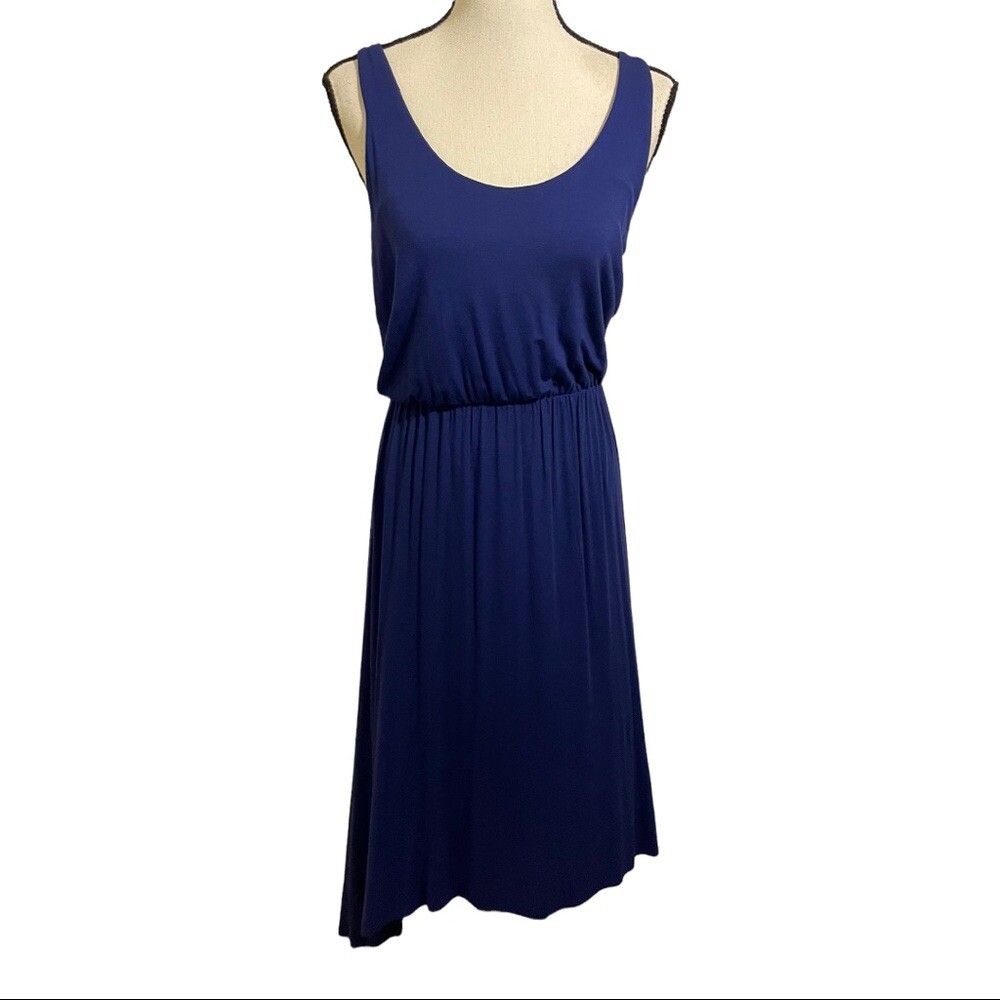 felicity & coco maxi dress Felicity+Coco maxi dress elastic waist. Round neckline size Small Viscose  blue