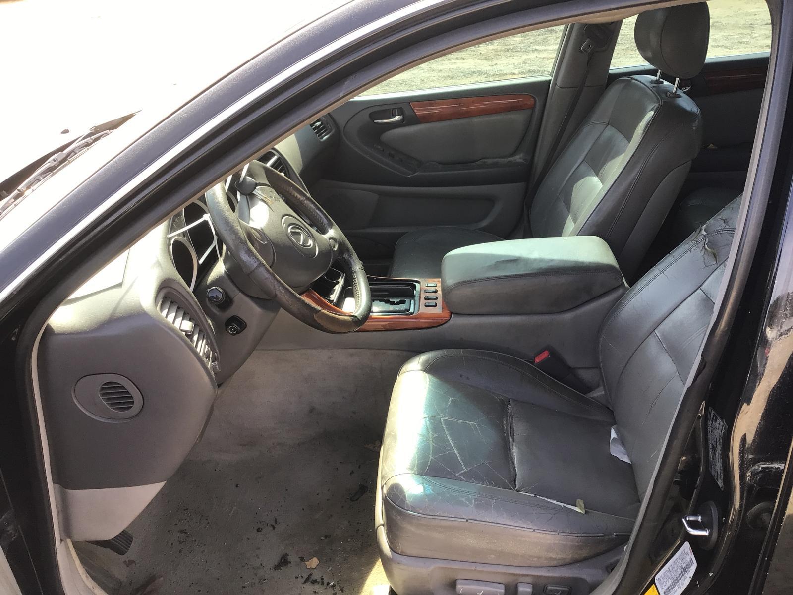 Used Right Tail Light Assembly fits 2001 Lexus gs300 decklid mounted