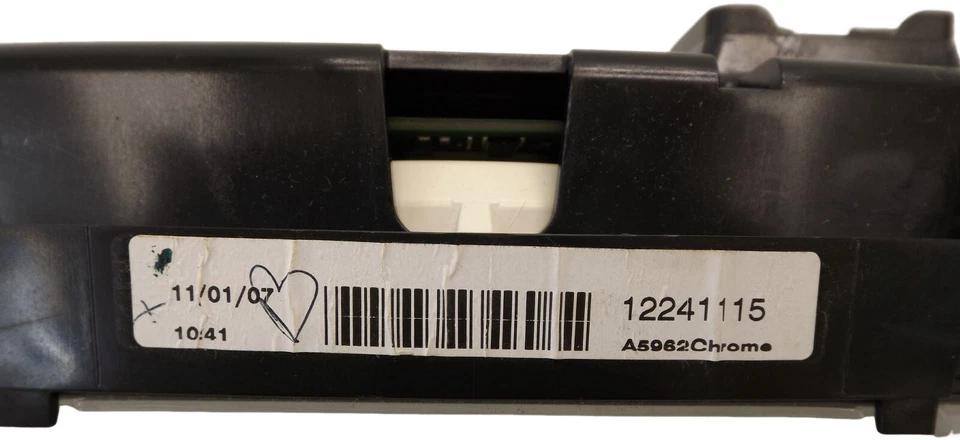 Приборная панель для Chevrolet Impala 2006-2011 годов выпуска б/у от оригинального производителя 25841498 - Изображение 3 из 4