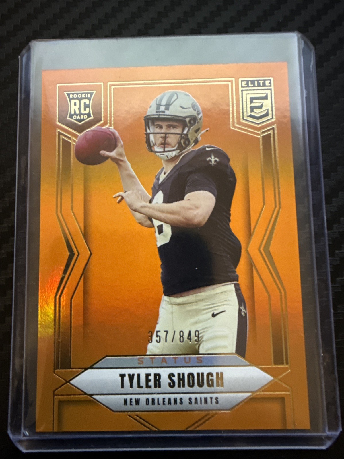 2025 Panini Donruss Elite - Rookies Tyler Shough #178 Status  Orange /849 (RC)