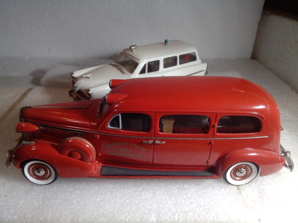 VEHÍCULOS BROOKLIN/SERVICIO COMUNITARIO escala 1/43 1938 FLXIBLE BUICK AMBULANCIA  Foto 2 de 4