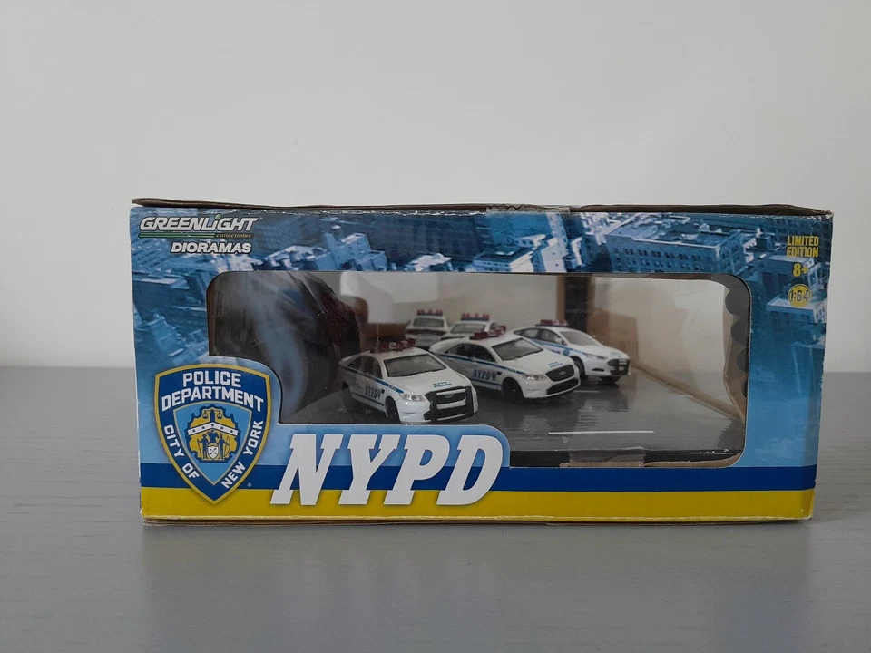 Modelos diecast policía de la policía de Nueva York diorama. Greenlight escala 1/64 Foto 3 de 4