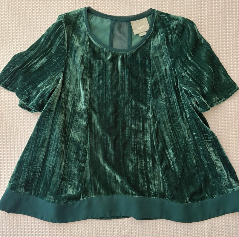 Anthropologie Maeve Green Crushed Velvet Swing Top Women's Sz Small Holiday