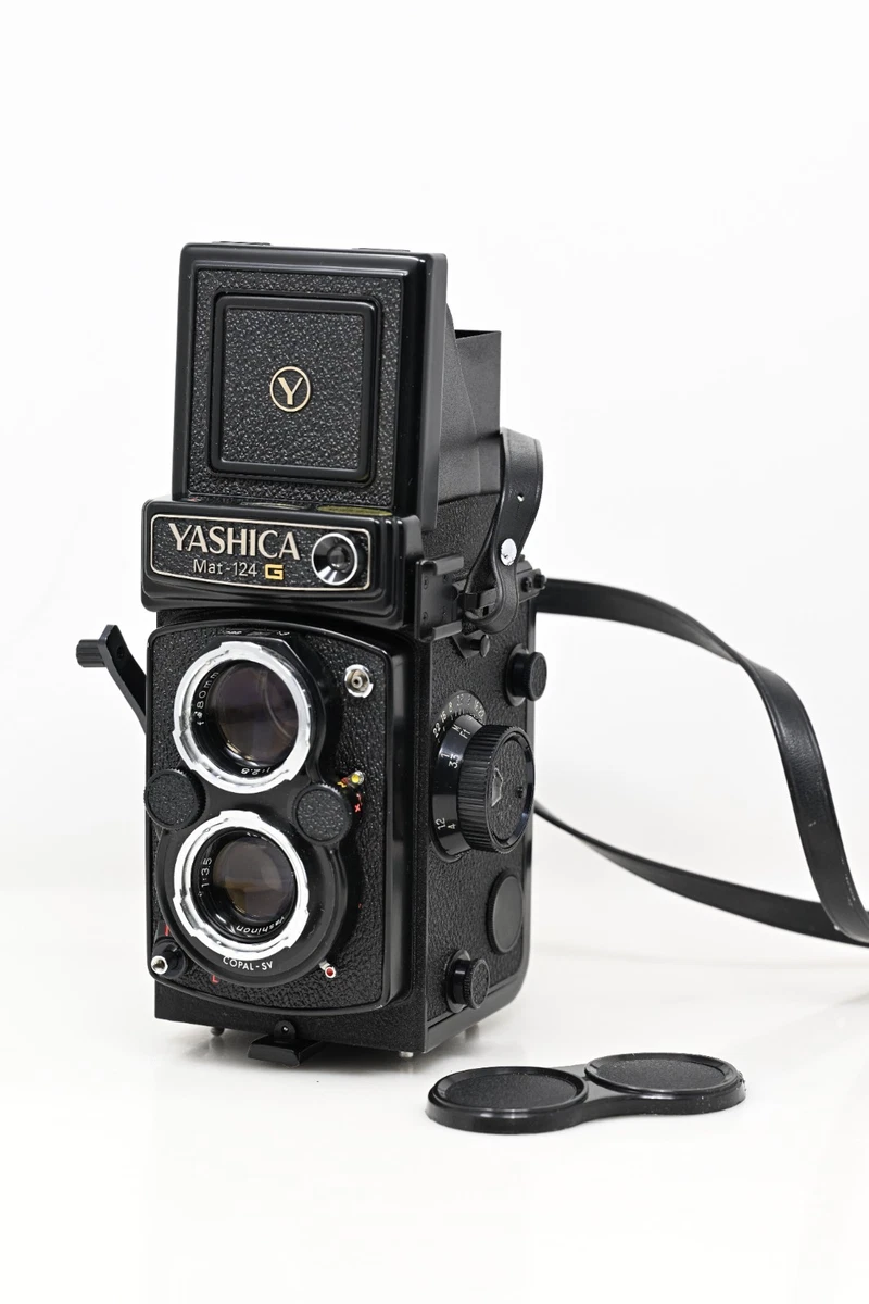 フィルムカメラ Yashica Mat 124G 6x6 TLR Medium Format Review: Yashica Mat-124G Twin Lens Reflex (TLR) Medium Format