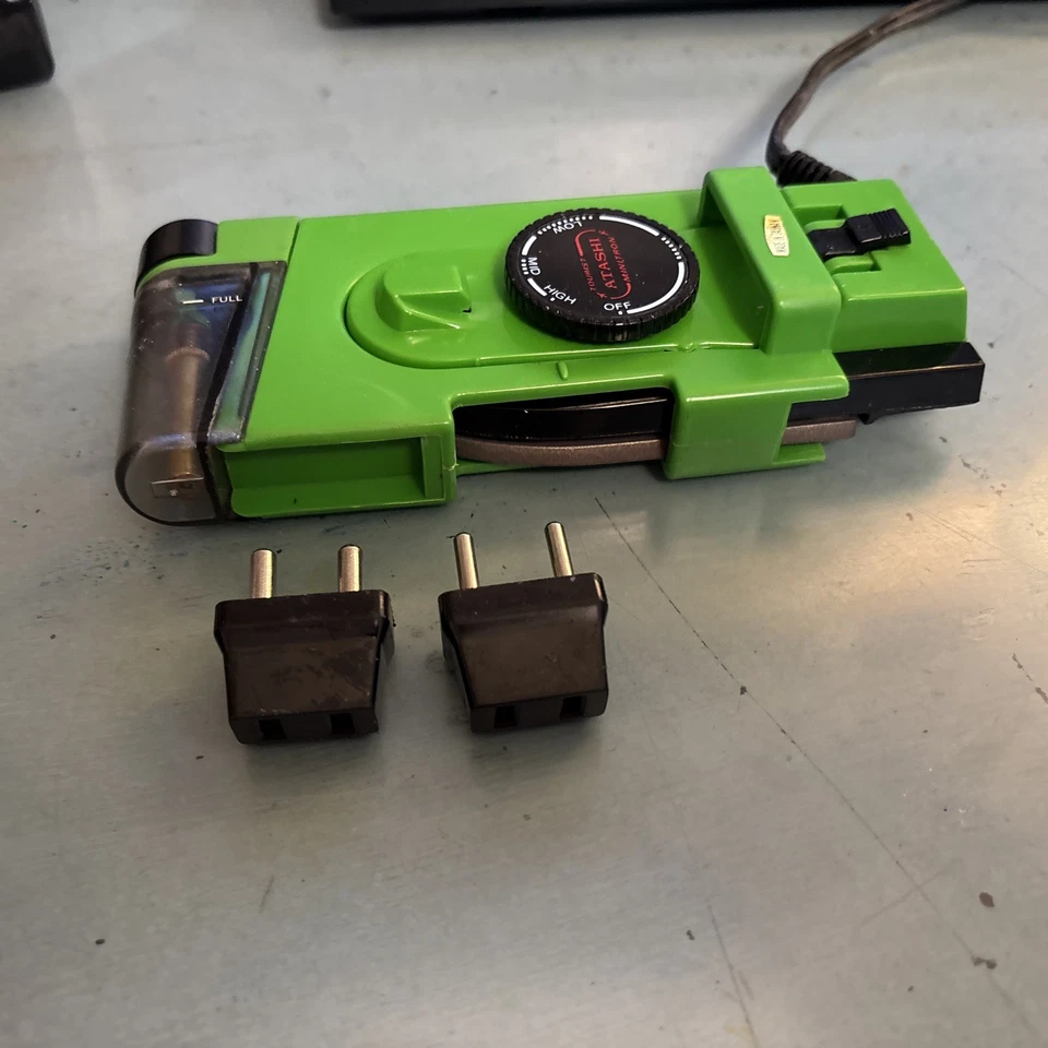 Portable Travel Atashi Tourist Mini Iron 120-240V-w/ Carry Case A-22 Work - Image 3 of 4