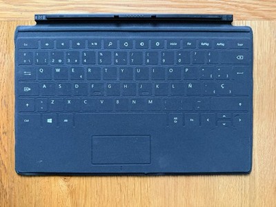 Original Microsoft Surface Touch Cover Tastatur Model 1515 Spanisch QWERTZ Schwarz