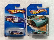 HOT WHEELS 2 2010 RACING SERIES CIRCLE TRACKER, 2011 VIDEO GAME CIRCLE TRACKER