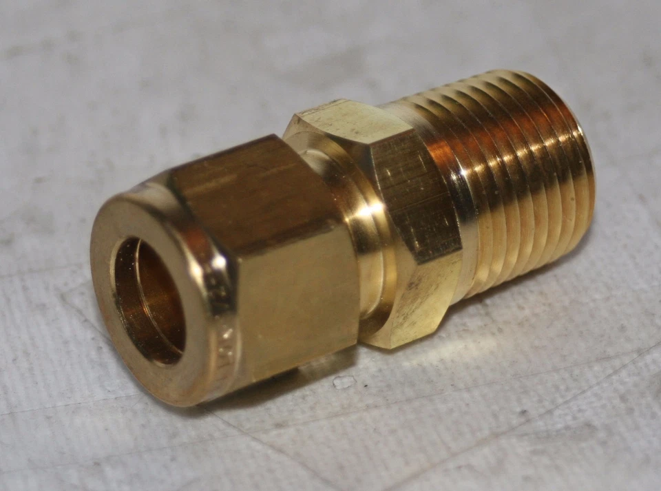  1/2" Tube OD x 1/2" Male NPT Brass Connector Fitting Ham-Let 768LB1/2X1/2 - Image 2 of 4
