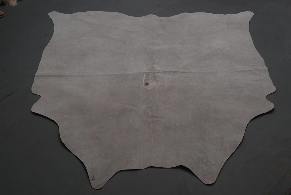 100% Original Kuhfell Teppich Bereich Skin Leder 22.92 Sq.feet (152cmx140cm) - Bild 3 von 3