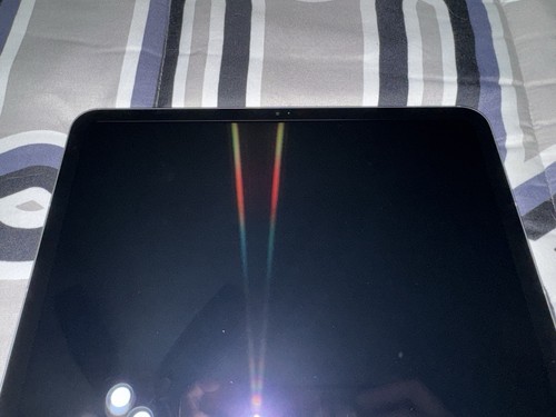 Apple iPad (10th Generation) 64GB Wi-Fi + Cellular 10.9 in - Silver - A2696 - Picture 3 of 7