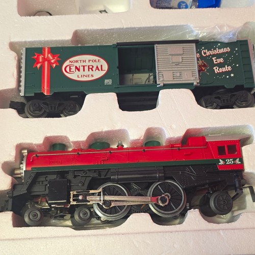 Lionel North Pole Central Lines Christmas O Gauge Starter Set w/ Sound ...