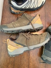 Oboz Men's Sypes Low Leather B-Dry Hiking Shoes, Wood, 10.5 - USED