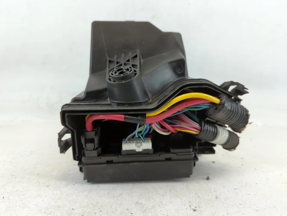 Nissan Micra 2015-2019 caja de fusibles caja de fusibles módulo de relé 284b7 3aa0a T0355 Foto 2 de 4