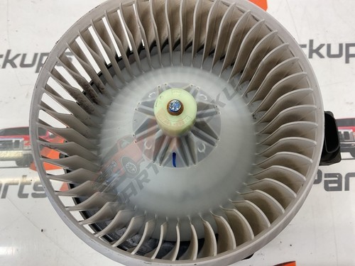 2015 Toyota Hilux Invincible Heater Blower Motor 2006-2015 8710302460 - Picture 4 of 6