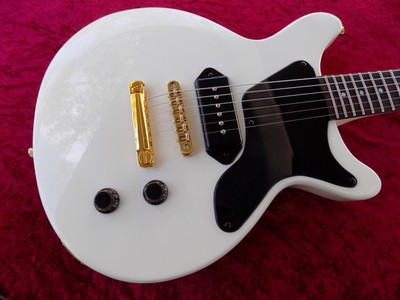 Firefly  Set Neck P90 Double Cutaway, Gold Hardware,Wilkinson Tuners, PIO Cap