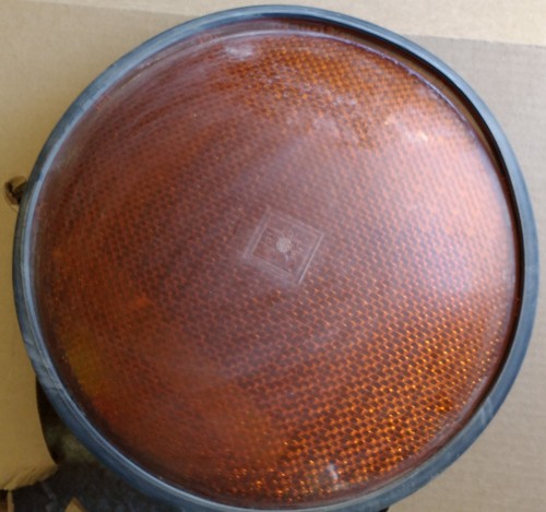 Eagle Signal 12" Amber Plastic Traffic Signal Lens w/ Gasket and Arrow Insert - Picture 8 of 8
