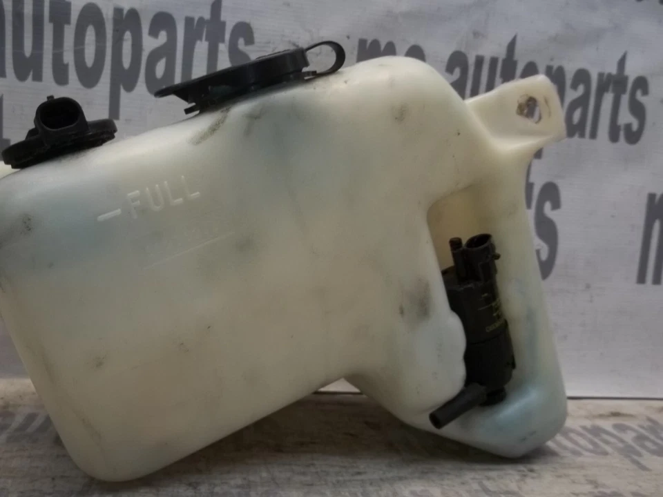 92-93 CADILLAC SEVILLE ELDORADO 4.6L WINDSHIELD WASHER WIPER TANK RESERVOIR - Image 3 of 4