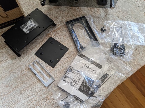 Thermaltake Core P1 Tempered Glass Edition Mini ITX Open Frame Case - Picture 7 of 10